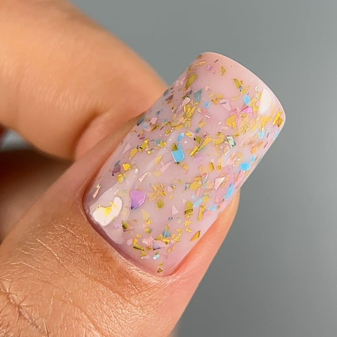 Flakes Base No. B009